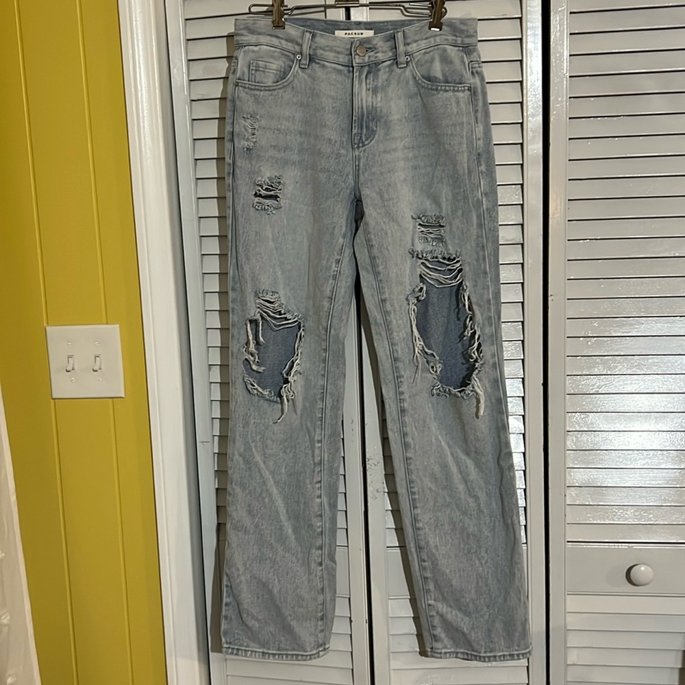 PacSun Women’s Size 25 Boyfriend Distressed Straight Leg Jeans